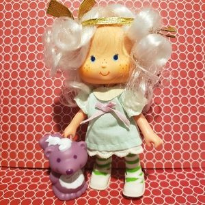 Vintage Strawberry Shortcake Angel Cake & pet